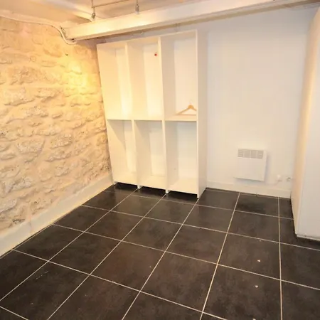 Ymmo 75012 Apartmanhotel